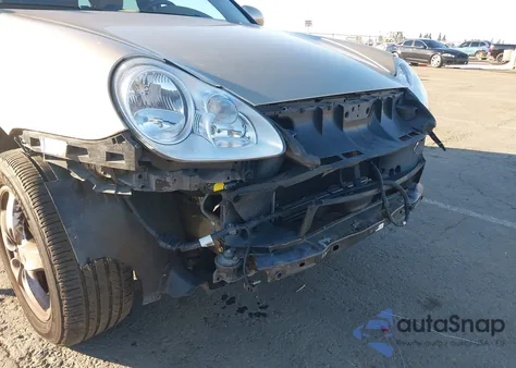 2004 Porsche Cayenne S z USA, uszkodzony, nr VIN WP1AB29P04LA68361